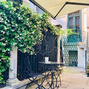 https://torre-dellorologio-apartment.hotelinveneto.com