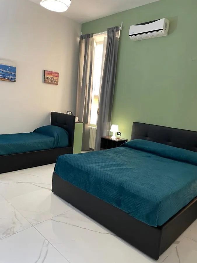 Dante Rooms Naples Bed & Breakfast