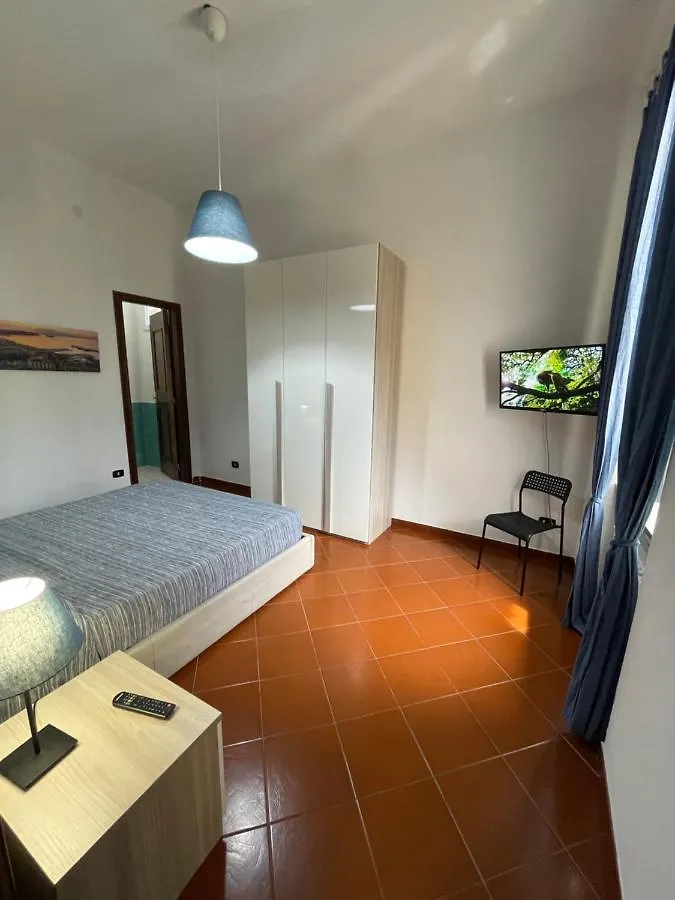 Bed & Breakfast Dante Rooms Naples Italy
