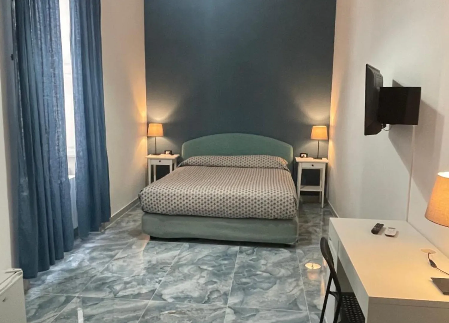 Dante Rooms ナポリ イタリア