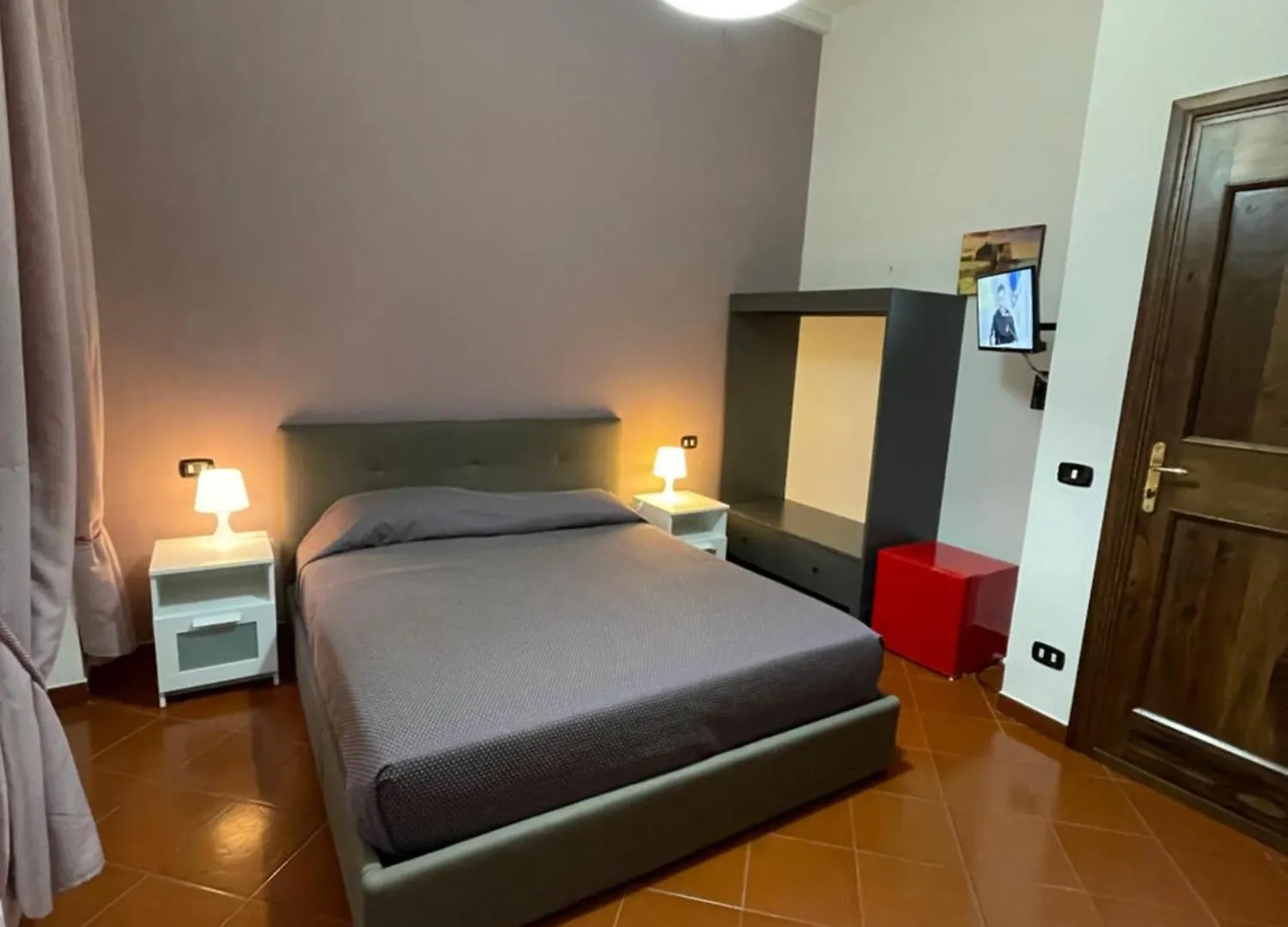 Dante Rooms Naples