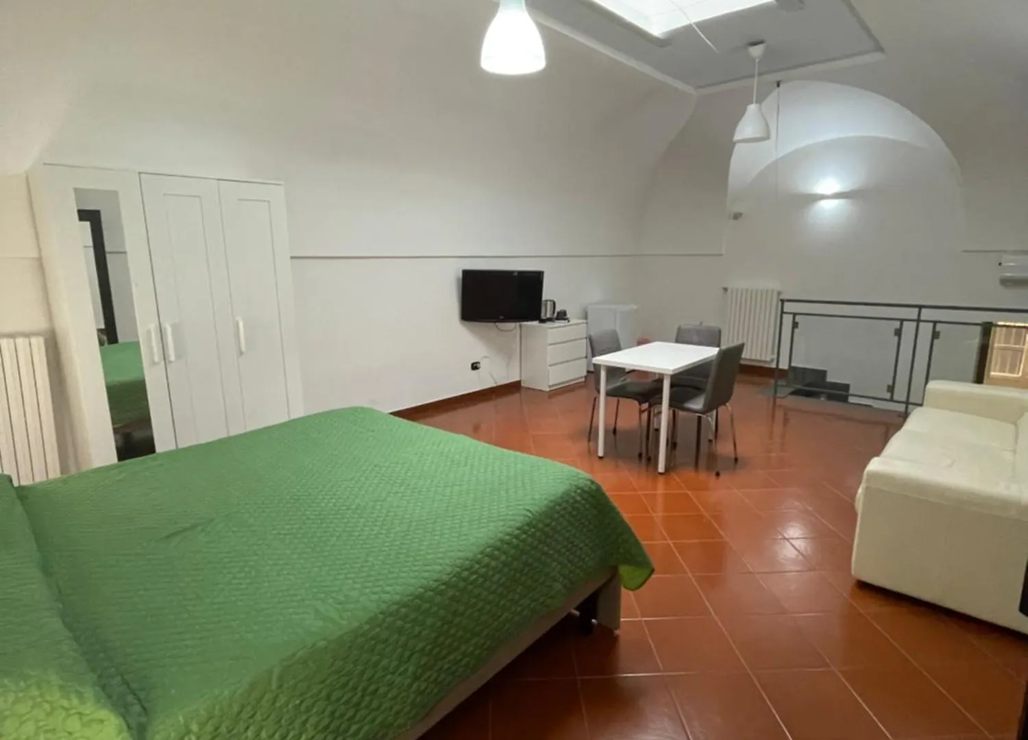 Bed & Breakfast Dante Rooms Naples Italy