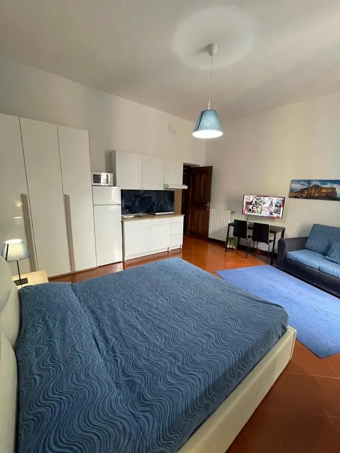 Dante Rooms Неаполь
