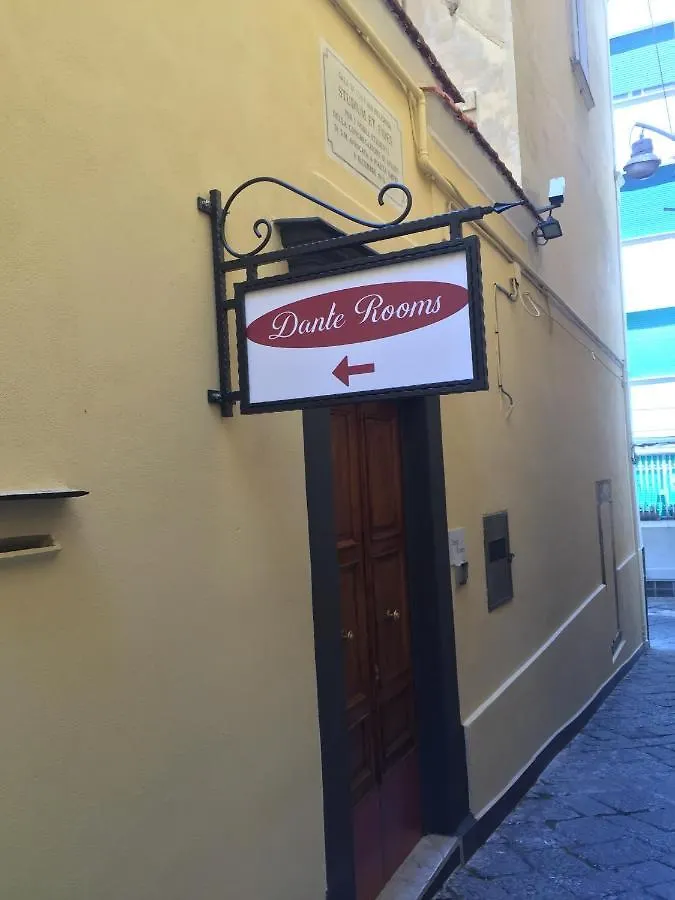 Dante Rooms Неаполь